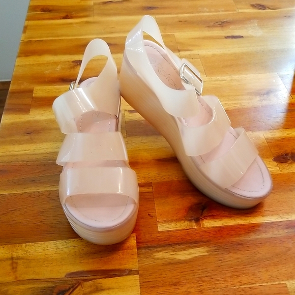Refresh Shoes - Refresh Jelly Platform Sandals